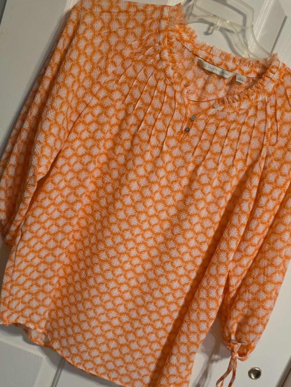 Lauren Conrad Orange & White Printed Blouse T066